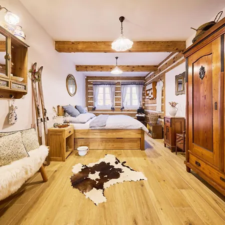 Charming Mountain & Wellness By Interhome