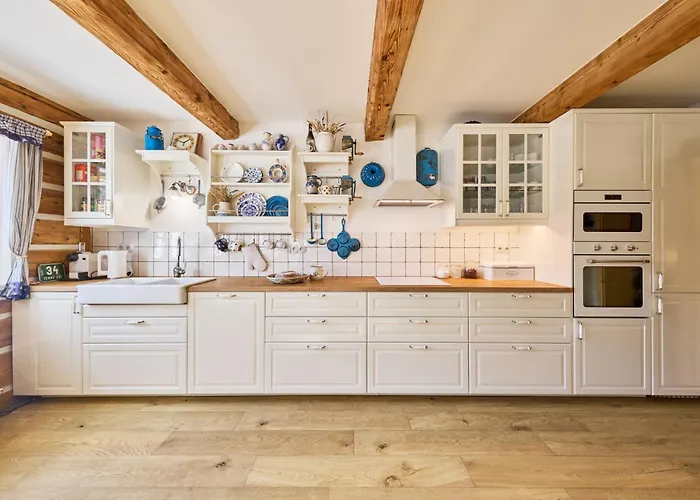 度假居 Charming Mountain & Wellness By Interhome *