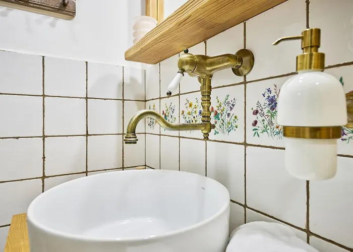 度假居 Charming Mountain & Wellness By Interhome