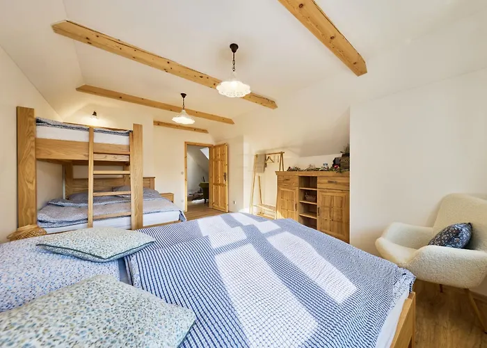 Charming Mountain & Wellness By Interhome 度假居