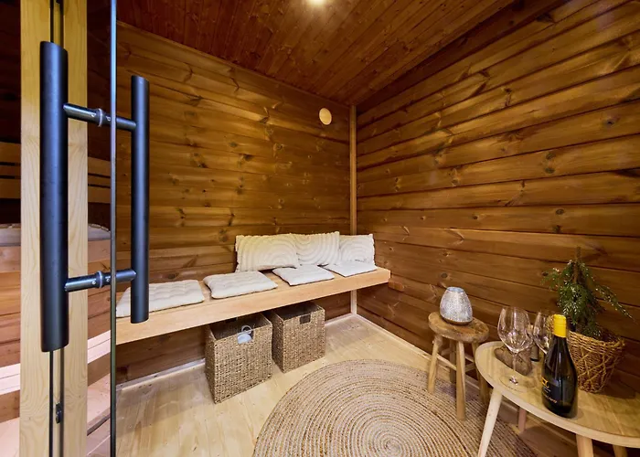 度假居 Charming Mountain & Wellness By Interhome *