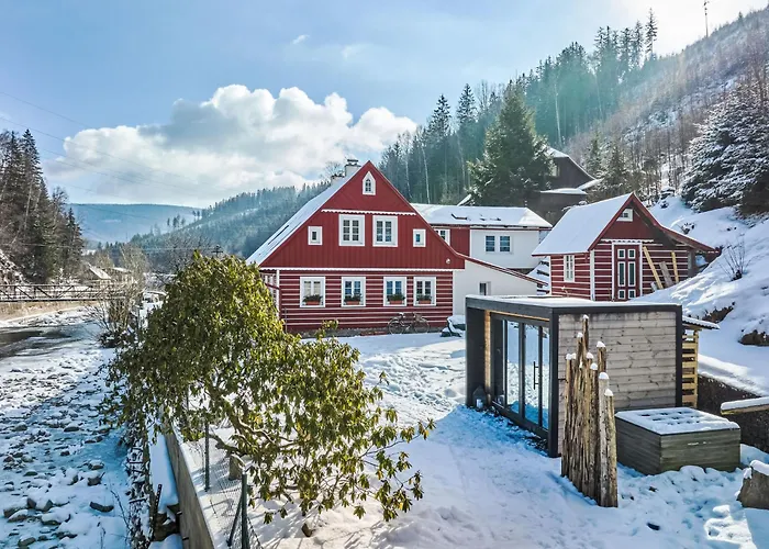 Charming Mountain & Wellness By Interhome 度假居